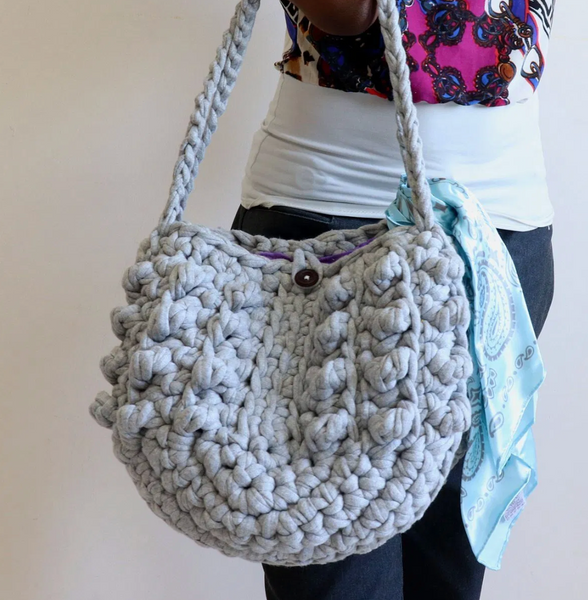CHUNKY T-SHIRT CROCHET TOTE