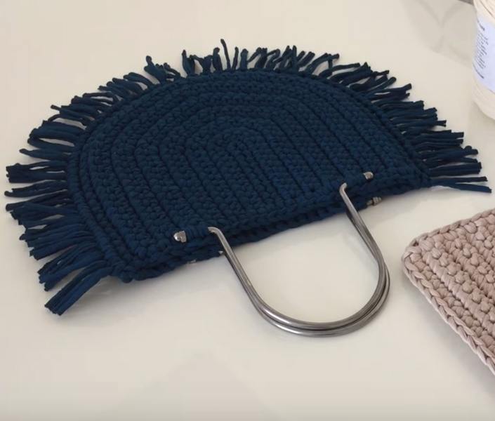 Fringe U-Bag
