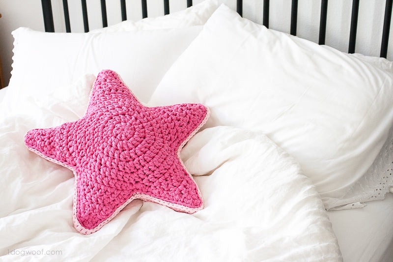 Chunky Sirus Star Pillows